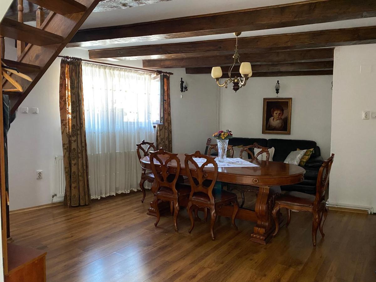 Victoria Gasthaus Rasnov - Charming Vacation House In Rasnov 외부 사진